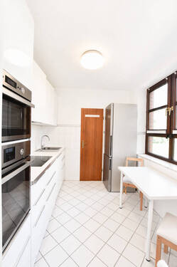 Küche mit Abstellkammer - Etagenwohnung mit 72,90 m&sup2; in Hamburg / Blankenese zum Kaufen