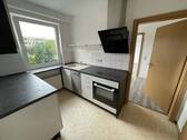 Küche mit Einbauküche.JPG - 3 Zimmer Etagenwohnung in Gera