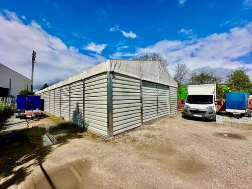 Lagerhalle gepflasterter Grund - 