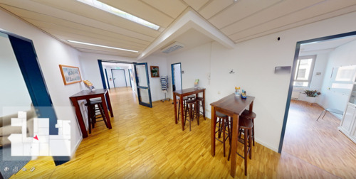 Flur - Büro 14: Sofort bezugsfertig, flexibel & repräsentativ am Postplatz Dresden