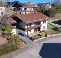 Zentrales Einfamilienhaus mit Einliegerwohnung - Viechtach