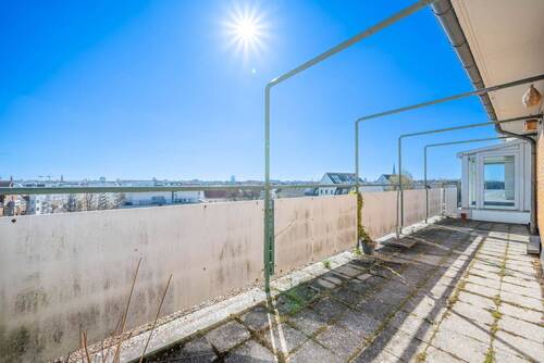 Terrasse - Etagenwohnung mit 102,00 m&sup2; in Berlin zum Kaufen