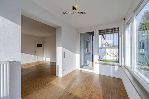 Wohn- und Essbereich Erdgeschoss - 4 Zimmer Etagenwohnung in Stuttgart / Degerloch