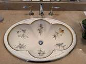 hochwertige Waschbecken im Bad - 
