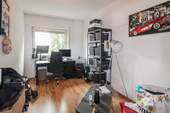 Arbeitszimmer EG rechts - 