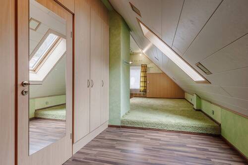 Spitzboden Betreiberwohnung - 