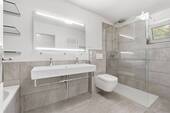 Badezimmer - weiterer Blick - 