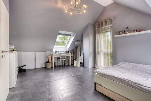Schlafzimmer im Dachgeschoss - 