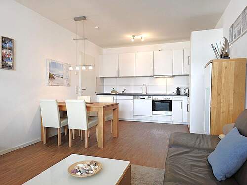 Wohn-, Kochzimmer,-Esszimmer - 