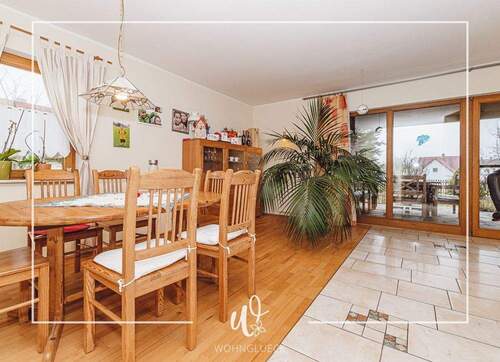 Wohn- und Essbereich - 5 Zimmer Einfamilienhaus zum Kaufen in Zusamaltheim