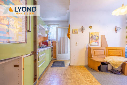 EG Einbauküche mit Essbereich - 