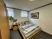 Schlafzimmer Keller - 