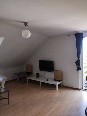 Fernsehecke - 2 Zimmer Etagenwohnung in Düsseldorf