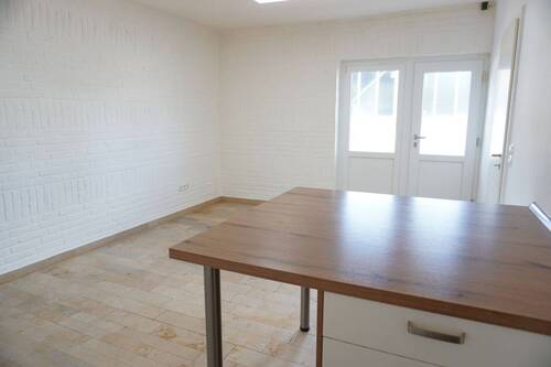 Wohn-/Esszimmer - 