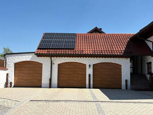 Garagen.JPG - 7 Zimmer Einfamilienhaus in Frontenhausen