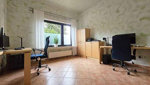 Gewerbeteil im EG - Büro 2 - 