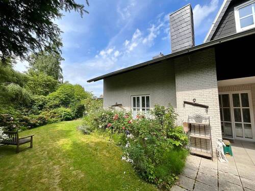 Blick aus dem Garten - 