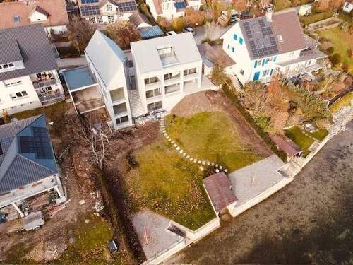 Grundstück mit Badetreppe - 