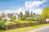 Straßenansicht - 5 Zimmer Einfamilienhaus zum Kaufen in Grünheide (Mark)