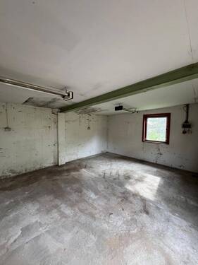 Garage - 