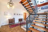 Treppenhaus / Diele 2 - 