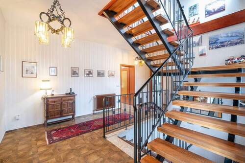 Treppenhaus / Diele 2 - 