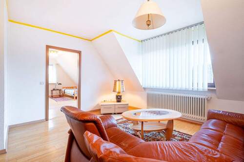 Zimmer 1 Einliegerwohnung 2 - 