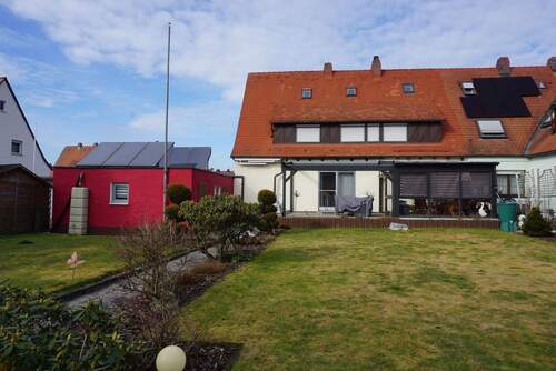 Ansicht Gartenseite - 6 Zimmer Mehrfamilienhaus, Wohnhaus zum Kaufen in Nürnberg