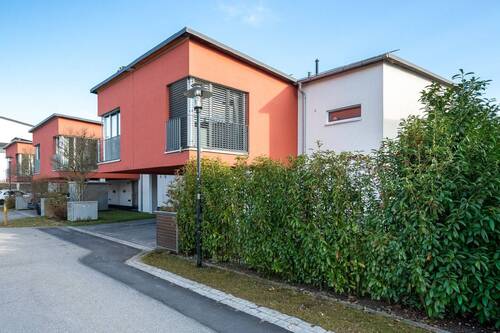 Außenansicht - 4 Zimmer Reihenendhaus zum Kaufen in Höhenkirchen