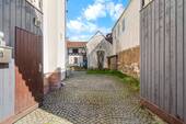 Einfahrt - 6 Zimmer Einfamilienhaus in Hofheim