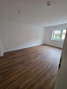 Zimmer 2 - 
