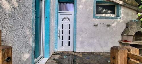 Haustür - 6 Zimmer Etagenwohnung zum Kaufen in Bochum