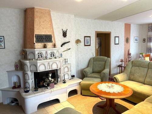 EG Wohnzimmer mit Kamin - 