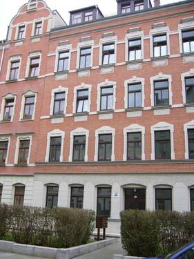 Haus 4.jpg - Schau mal hier !!!!!! kleine Wohnung mit Laminat und Balkon im Herzen des Chemnitzer Kaßbergs