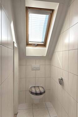 separates WC - 