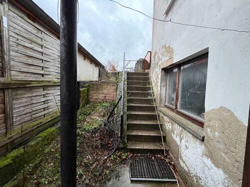 004020156800_302_345_09042025215643556 - 