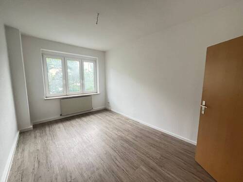 IMG_0504.jpeg - 3 Zimmer Etagenwohnung zur Miete in Zwickau