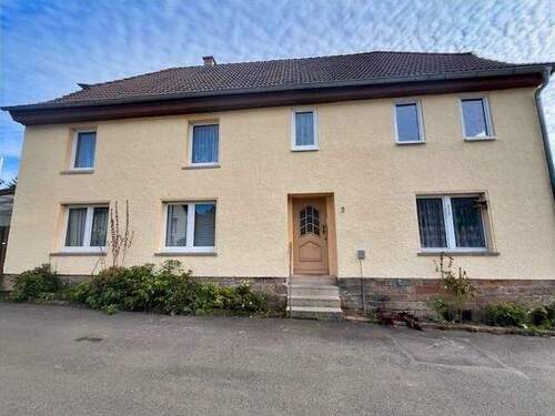 Frontansicht - Sanierungsbedürftiges Einfamilienhaus mit Charme und viel Potenzial in idyllischer Lage von Bad Berka