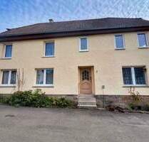 Sanierungsbedürftiges Einfamilienhaus mit Charme und viel Potenzial in idyllischer Lage von Bad Berka