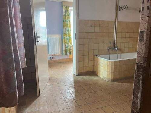 Badezimmer - Mehrfamilienhaus, Wohnhaus mit 183,00 m² in Bad Berka zum Kaufen