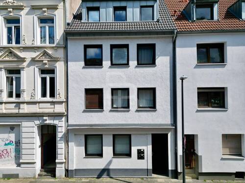 Vier Einheiten! - Saniertes MFH in Köln-Mülheims Toplage - ausbaufähig & bezugsfrei