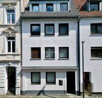 Saniertes MFH in Köln-Mülheims Toplage - ausbaufähig & bezugsfrei