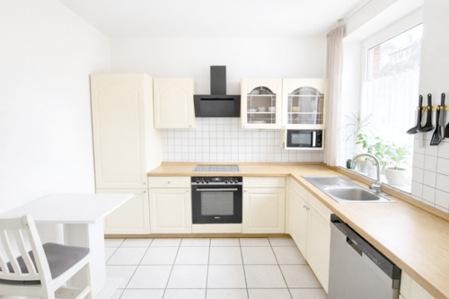 Küche - 5 Zimmer Doppelhaushälfte zum Kaufen in Oberhausen