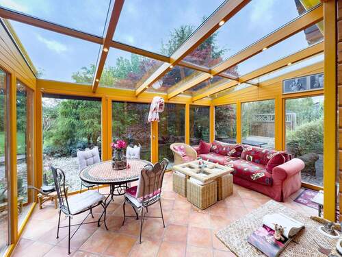 Gemütlicher Wintergarten - 