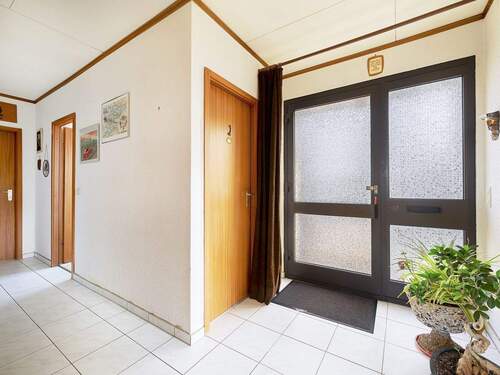 Eingangsbereich - 5 Zimmer Einfamilienhaus zum Kaufen in Oberhausen-Rheinhausen