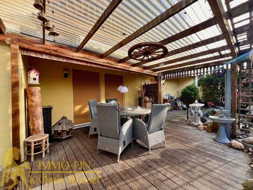Überdachte Terrasse - Zugang von der Wohnstube - 