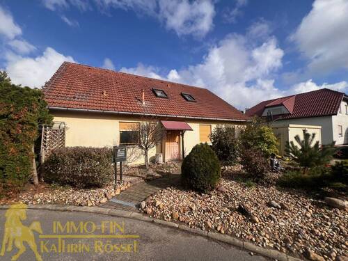 Südansicht Wohnhaus - 5 Zimmer Einfamilienhaus in Weißwasser