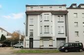 Vorderansicht - Familienfreundliche 6-Zimmer-Wohnung in bester Innenstadtlage
