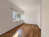 Schlafzimmer 2 - 3 Zimmer Etagenwohnung in Kornwestheim