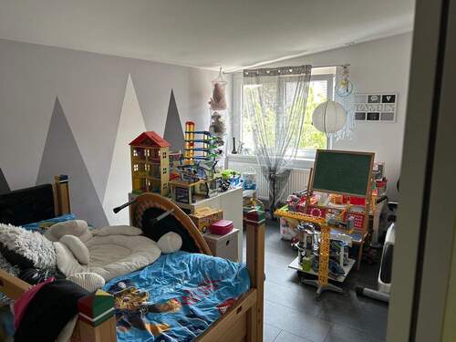 Kinderzimmer 2.JPG - 5 Zimmer Reihenmittelhaus in Schwabach